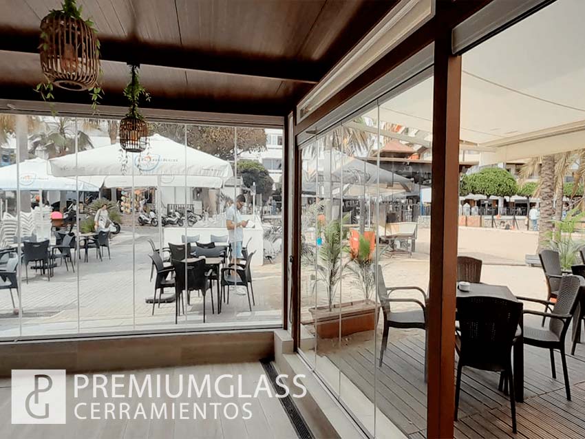 Cerramientos de cristal para locales comerciales